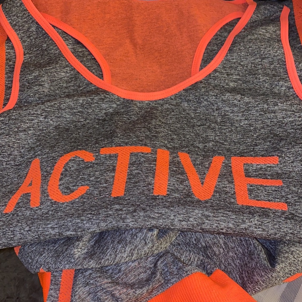 Active wear set in gray & orange one size NWT - Picture 7 of 9